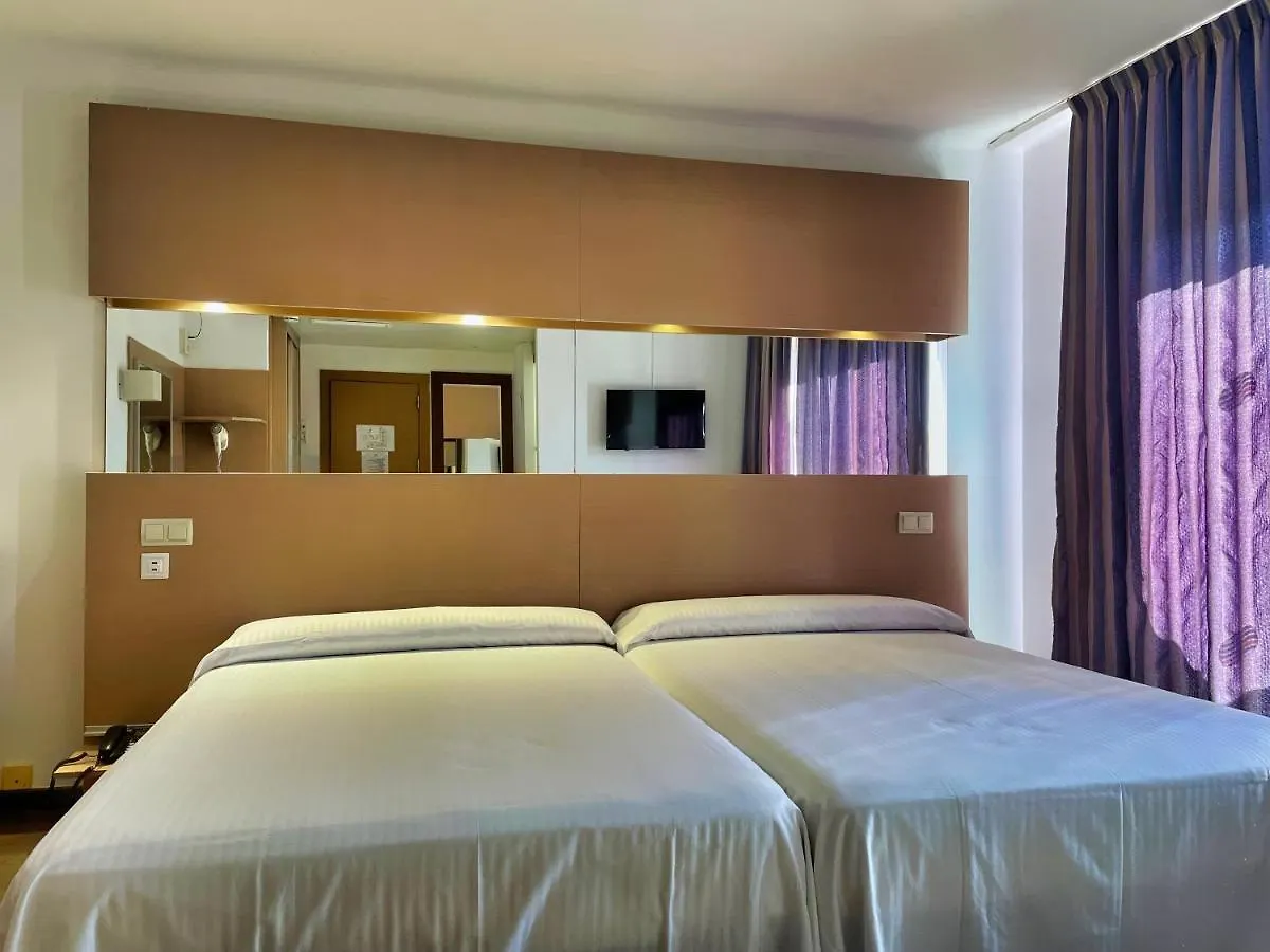 Hotel Villamarina Club 萨洛